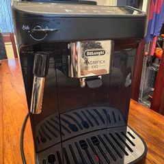 DeLonghi Magnifica Evo Coffee Machine