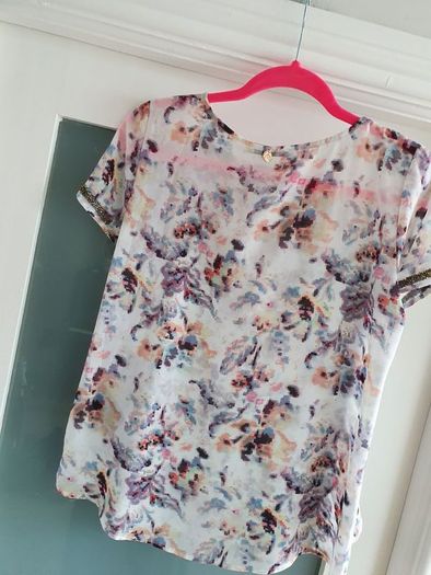 RELISH embellished Sz S - BNWT Rrp 29.99