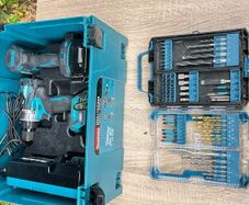 Like new!! Combi drill XGT and Impact driver XGT