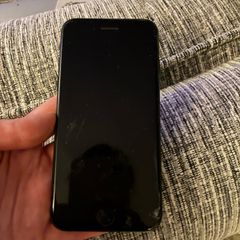 iPhone SE 64GB