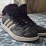 Adidas high tops men's size 10 unisex Image 2