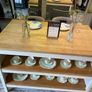 Kitchen Island Image 3