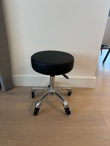 Heavy Duty Black Adjustable Swivel Stool