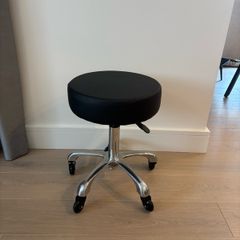 Heavy Duty Black Adjustable Swivel Stool
