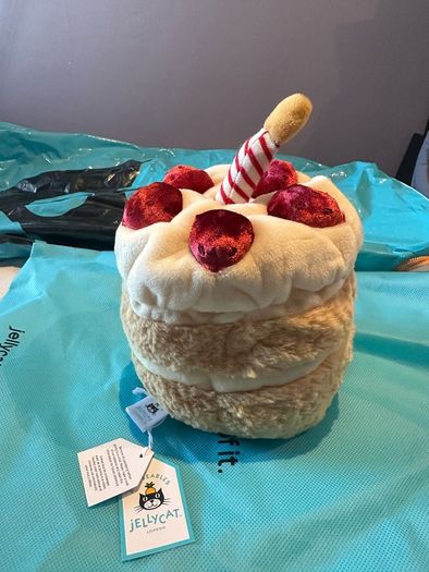 Jellycat Amuseables Birthday Cake