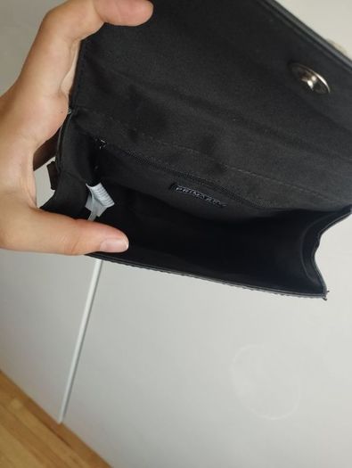 Hand bag