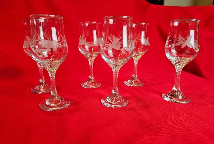 Set of 6 Penrose Glass Waterford Glasses - Irish Hand-Cut Crystal in Original Box