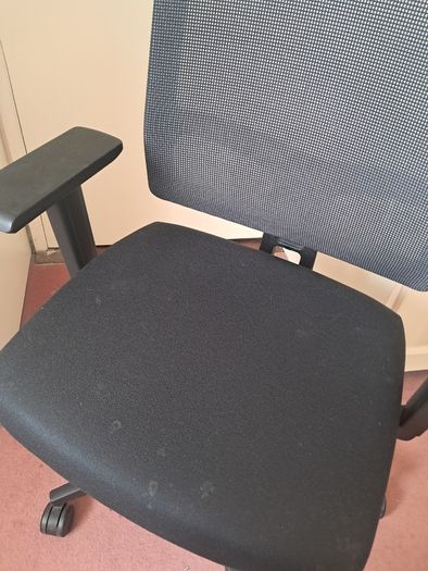 Free Black Office Desk Chair