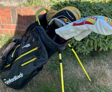 Full set of Taylormade Golf clubs