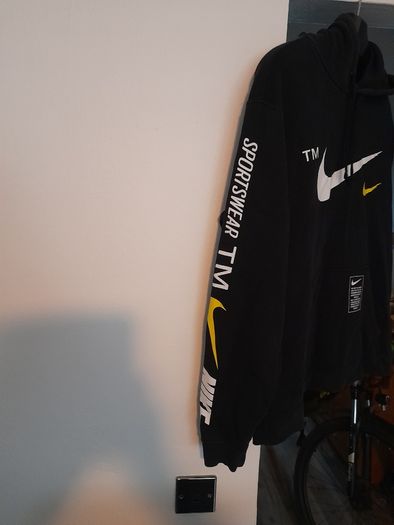 Swoosh Nike hoodie Immac cond large