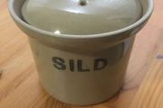 Vintage Denby 1-Pint Covered SILD Herring Dish
