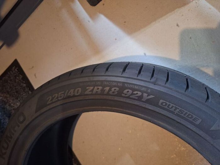 Kumho Ecsta Sport PS72 (225/40 ZR18 XL)