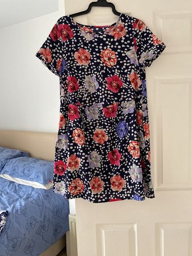 Fabulous col dress size 16