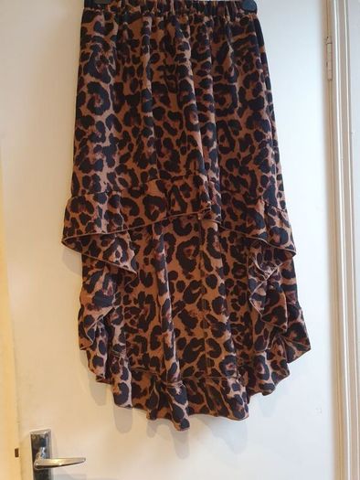 Ladies skirt