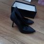 woman's shoes Image 2
