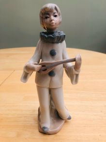 Vintage Spanish Figurine By Cascades