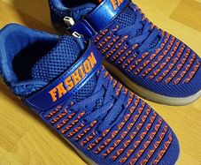 Boys Girls shoes with lights and roll