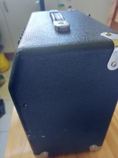 FENDER Frontman 15G Guitar Amp in excellent like new condition, working great