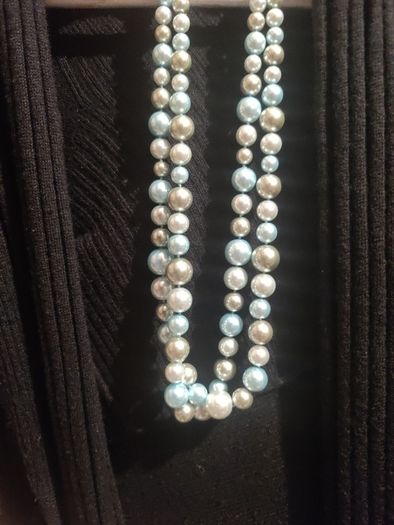 beautiful pearl necklace