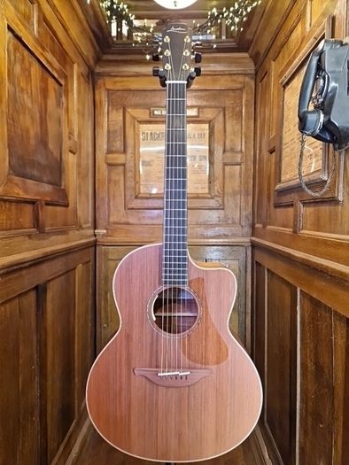 Lowden F-35c