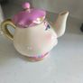 Mrs pots tea pot Image 3
