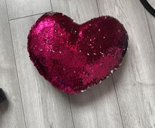 Sequins cushion
