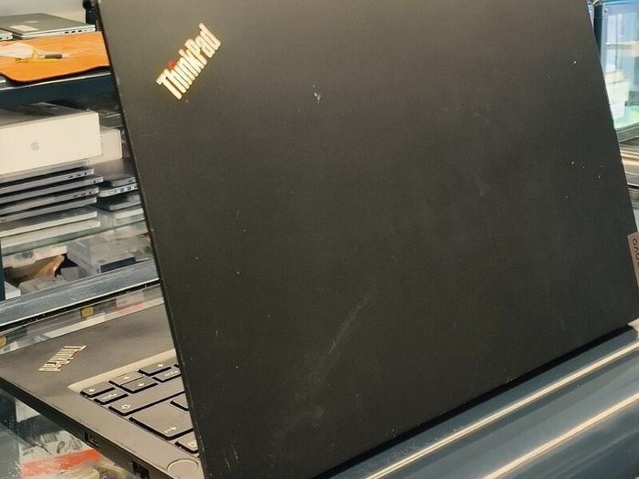 Lenovo ThinkPad E14 Laptop 14" Intel i7-1165G7 (11th Gen) 16GB RAM 500GB SSD Windows 11 Pro