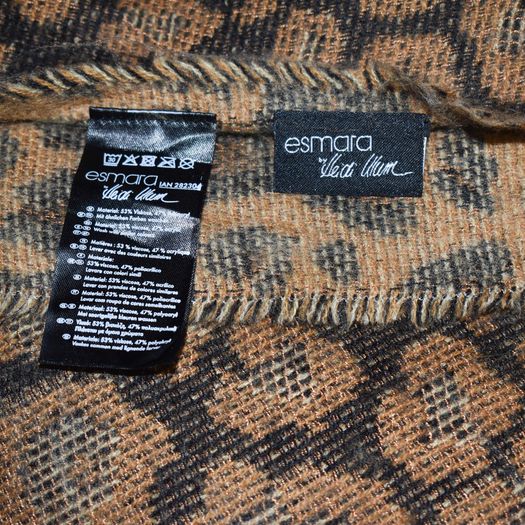 Esmara Poncho