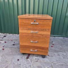 4 x Drawer Oak Locker