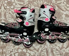 Girls rollerblades