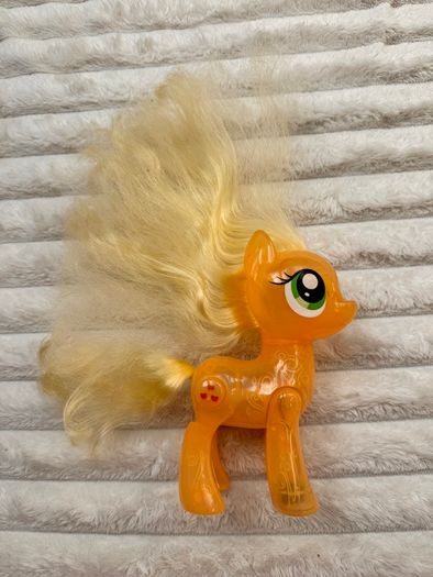 My Little Pony Shining Friends Applejack approx. 14 cm. Used NOT Working Used Please see photos