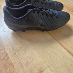 Nike Legend 10 Academy SG Pro Mens Football Boots
