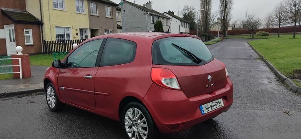 2010 Renault Clio