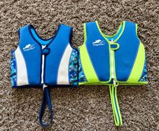 Boys Girls Swim Vest x2 3-5 Years Medium