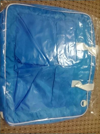 Large blue foldout changing bag