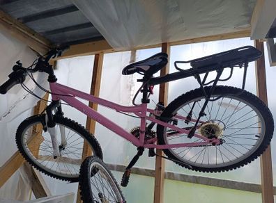 Monaco girl mountain bike 24"
