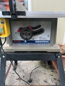 Table saw