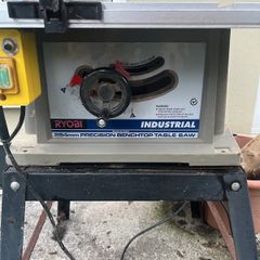 Table saw