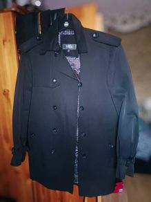 Stylish Mackten Jacket (Size: M), Never Worn Before - Colour: Black