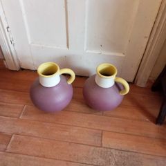 2 Matching vases