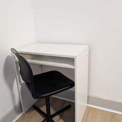 Chair/Table