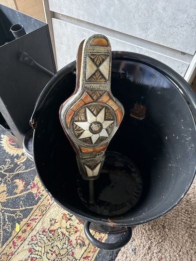 fireplace cleaning and coal bucket