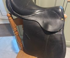 Stubben CTD 16" saddle