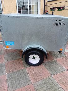 Dog trailer