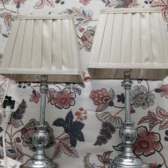 Bedsides table lamps