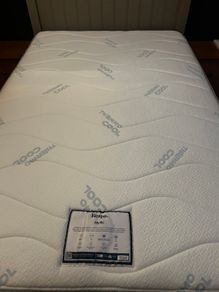 Respa Idyllic mattress and bed frame