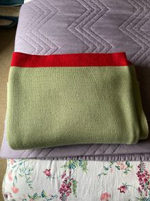 Beautiful throw/blanket green red orange