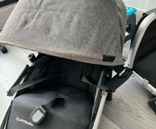 Uppababy rumble seat and  rain cover Inc