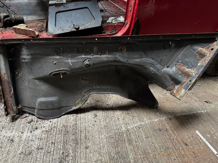 Mercedes G Wagen Wagon W460 left front inner wing W461 W463