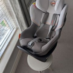 Cybex Sirona S2 360 rotating baby seat